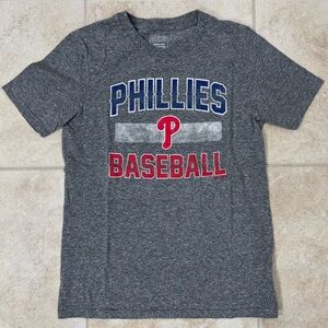 Philadelphia Phillies Youth T-Shirt 
Size: Medium (10/12)
Color: Red/White/Blue